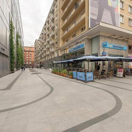 Modern And Cozy- Golden Apartments- Central Location Varşovia Exterior foto